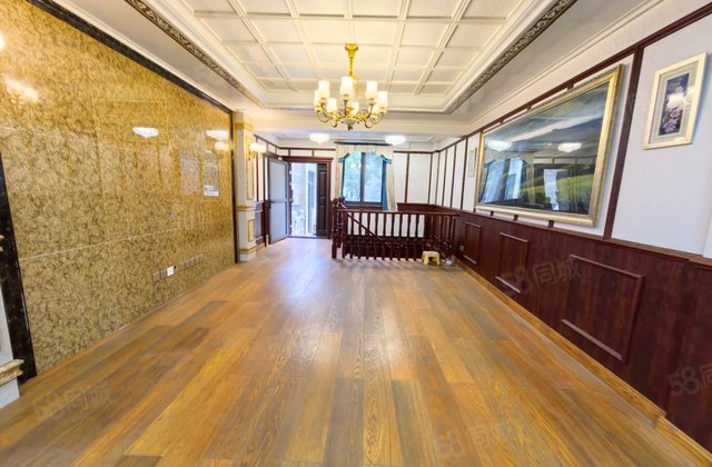 龙城1号5室2厅209.39㎡357万二手房图片