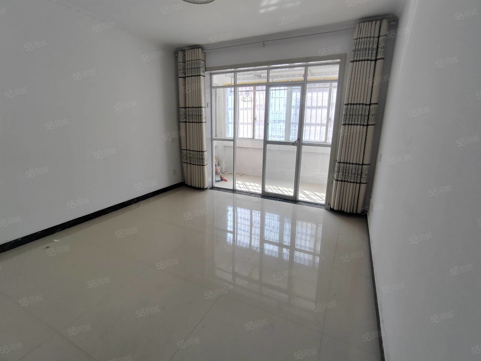 建投药都蓝湾2室2厅1卫90㎡南北42万