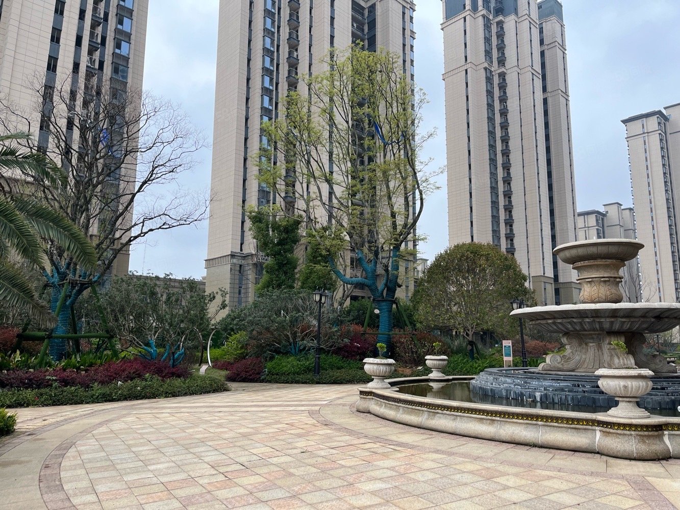 恒大悦澜庭3室2厅2卫108㎡南72万