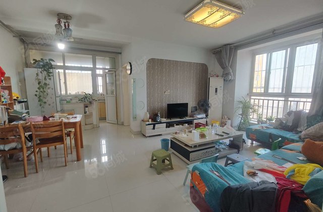 急售！边户！三室！振兴东路！一路之隔是 七中！停车方便！送储