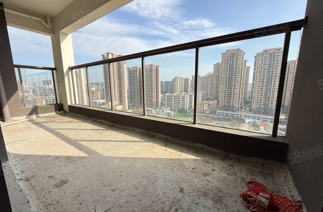 龙湖达鑫青云府4室2厅105㎡98万二手房图片