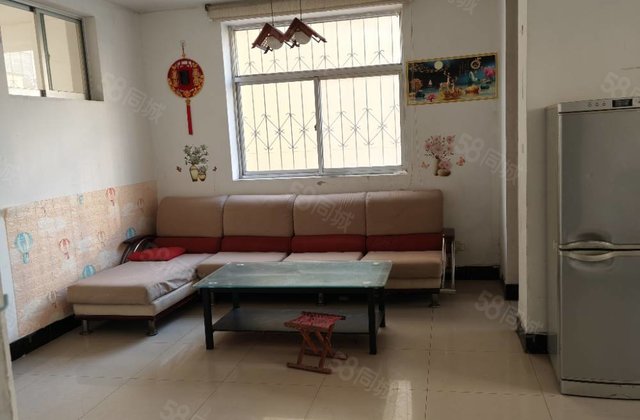 振兴东路七中东临多层3楼三室49万