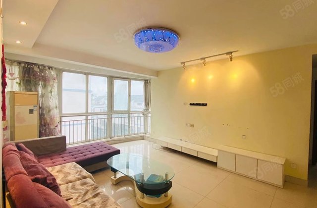 万达旁 地暖房标准三居室 边户 送车库 满五  可按揭