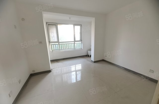 4千多好房 亿丰广场 振兴路七中阿卡西 水晶丽城 温馨两居室