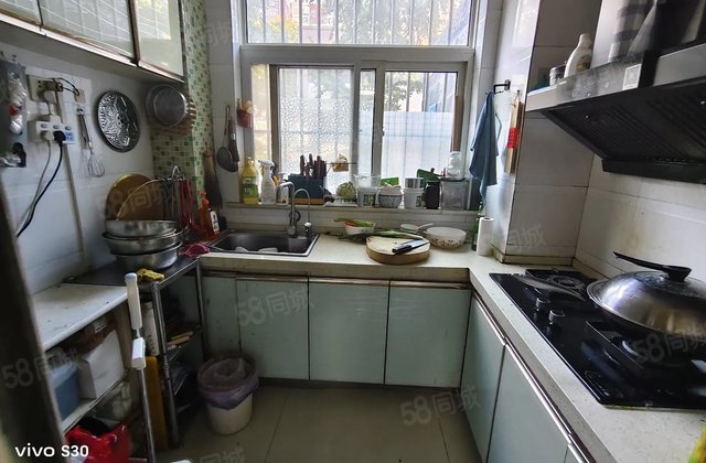 一诺林花小筑 3室2厅1卫