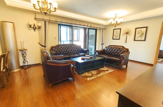 万科魅力之城3室2厅123.88㎡158万二手房图片