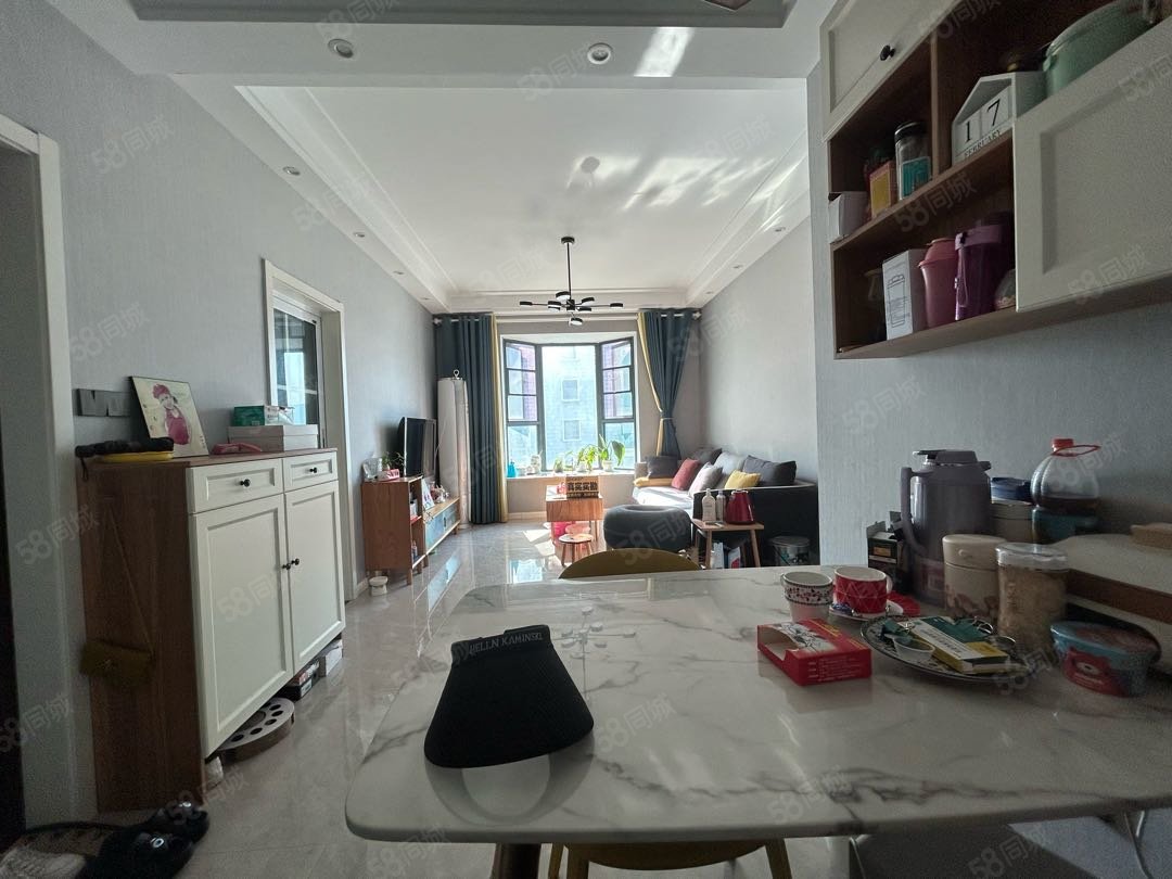 祥安东城国际花园2室2厅1卫70.09㎡南北39.8万