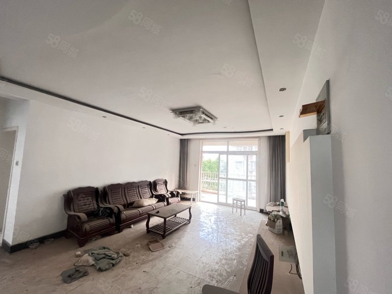 多层四楼 南北通透 飞机户型随时看房,江东小区-马鞍山58同城