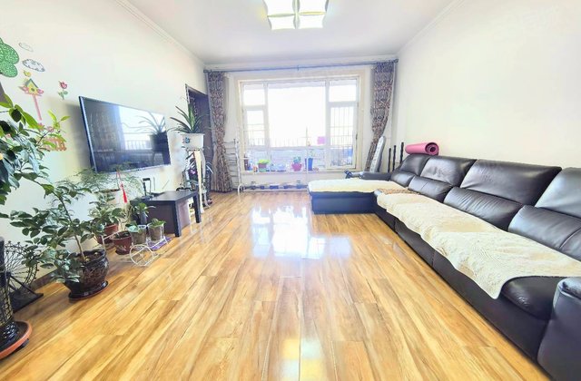 翡翠花溪3室2厅129.81㎡123万二手房图片