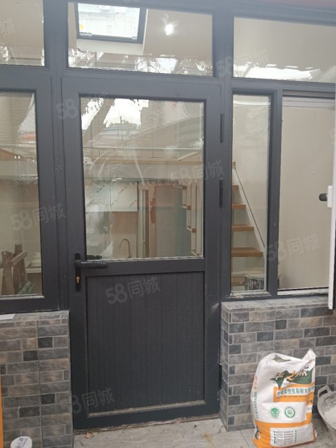 四環(huán)胡同小區(qū)1室0廳0衛(wèi)14.22㎡南293萬(wàn)