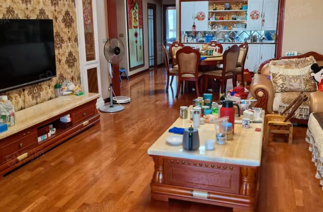 东方夏威夷3室3厅228㎡85万二手房图片