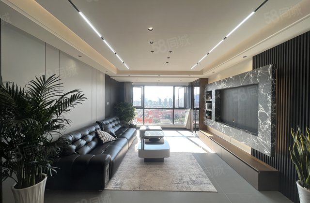 河畔润园3室2厅132㎡68万二手房图片