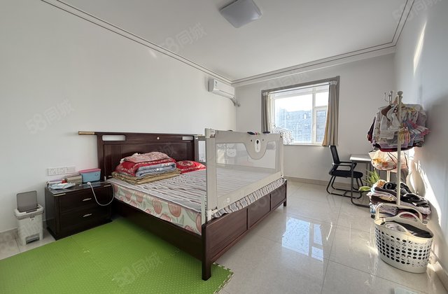 兴华路市中心！小高一梯低公摊！光岳花园！送家具家电！送车位！