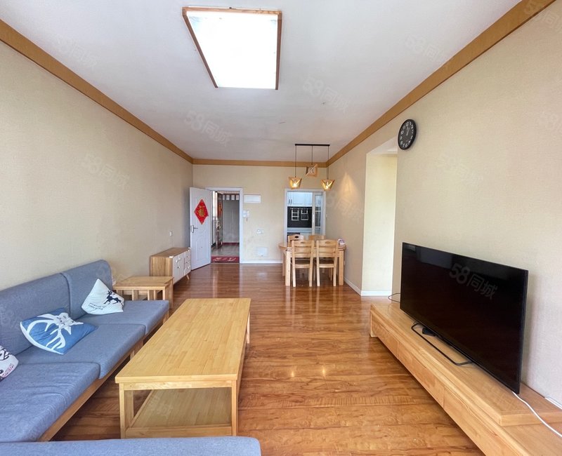 周开泉对面雅景豪庭电梯精装75万3房拎包入住