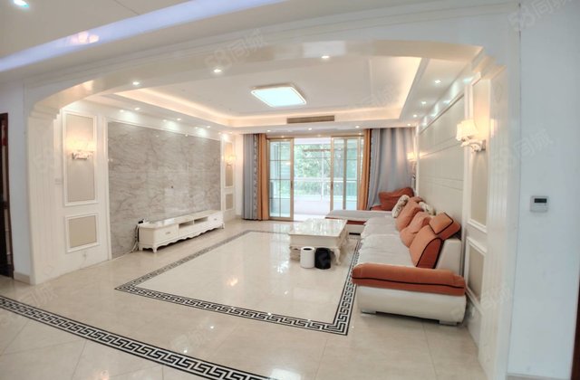 二中电梯洋房 金柱海德公园 带车位储藏室 看房方便