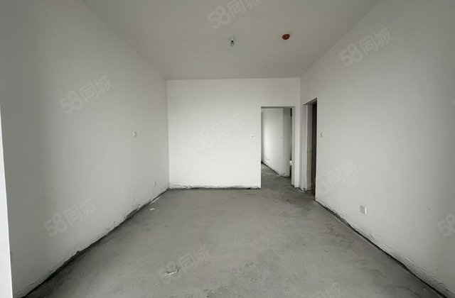 东昌湖畔~金柱绿城~商品房三室两卫~ 送车位 储~看房有钥匙