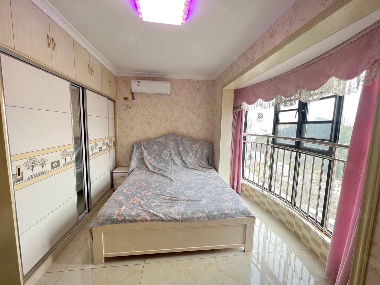 朗琴国际3室2厅1卫100㎡南北65万