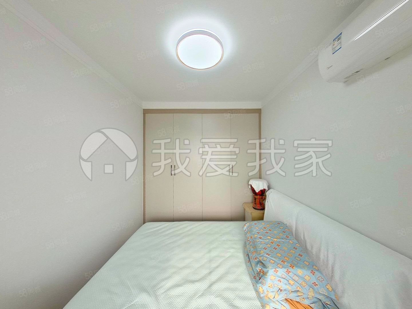 公園悅府(一區(qū))2室1廳1衛(wèi)81.81㎡南385萬