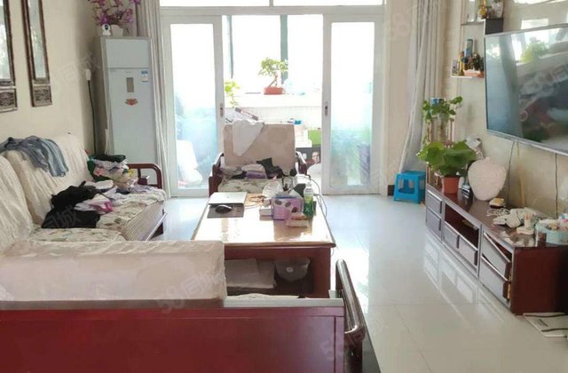 开发区 光岳路西 滨河花园 多层三楼 三叶草户型 看房有钥匙