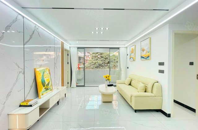 豪贤路小区4室2厅82.81㎡295万二手房图片