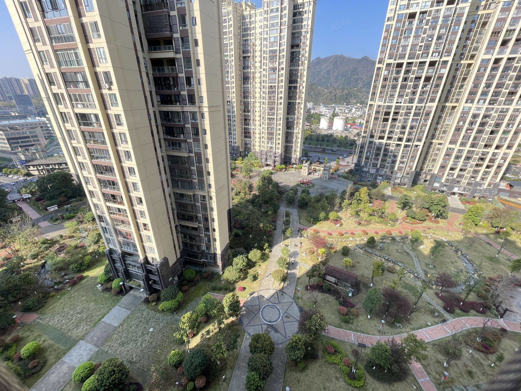 >黔南房产信息>黔南二手房>都匀二手房>都匀万达广场二手房>剑江半岛>