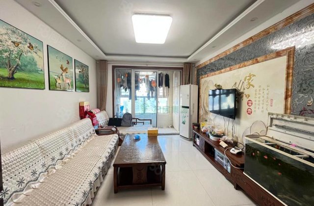 房东着急卖 阿卡六期 精装修 三室两厅两卫 带车位 免大税