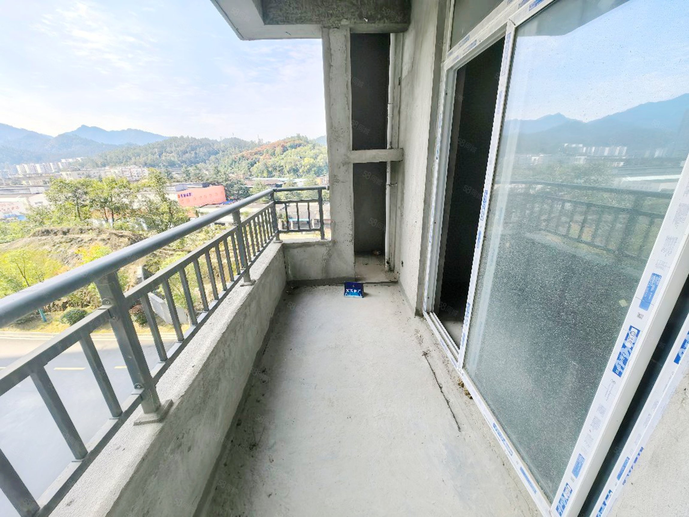 常隆花园3室2厅1卫101㎡南北46.8万