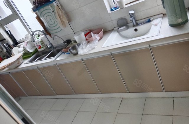 民生凤凰城5号院电梯三室好房   新一中 外国语 实验