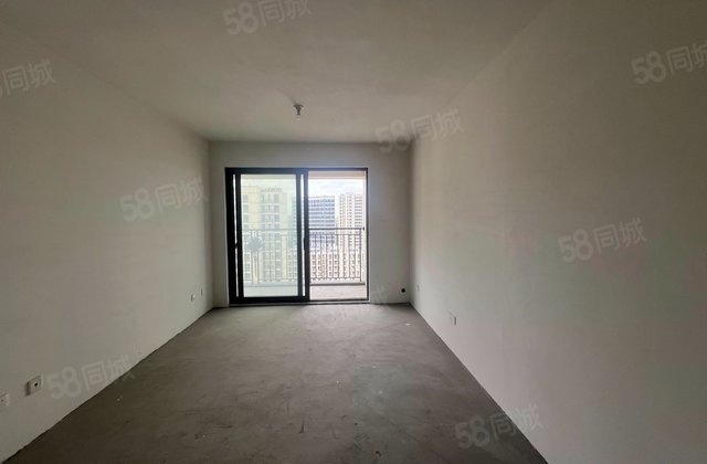 卓越悦宸3室2厅93㎡73万二手房图片