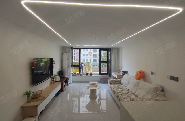 鑫都裕昌莲湖湾 次新房 近医院 交通便捷 南向采光好