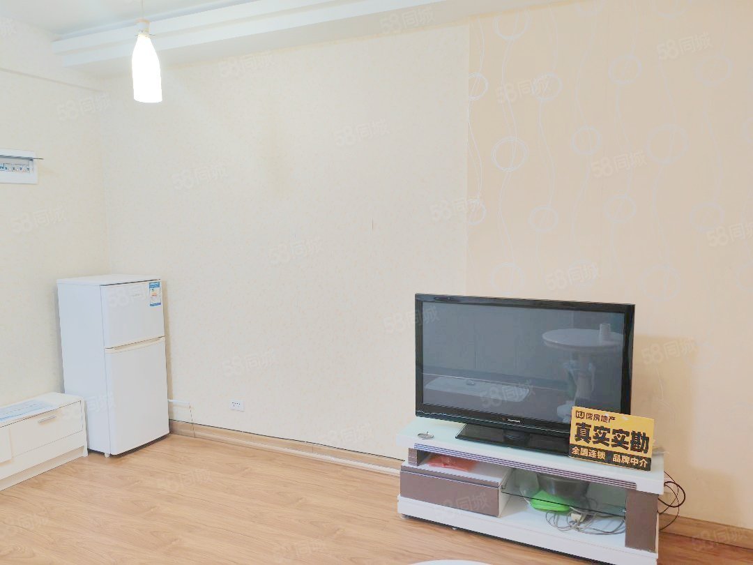 金地广场1室1厅1卫45㎡南北34.8万