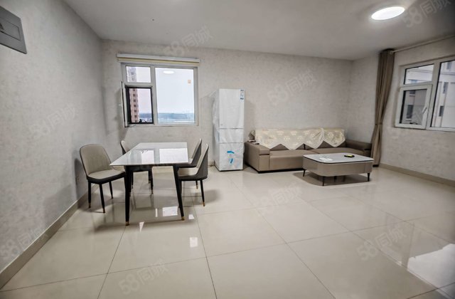 昌润路东 民生凤凰城四号院 边户 单价七千多 民生