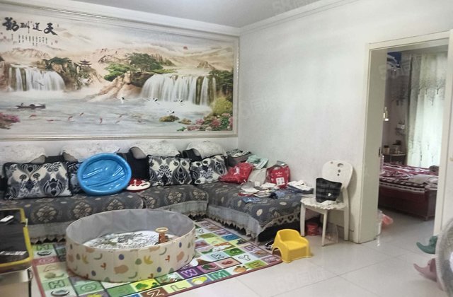 水岸新城，带车库，精装修，三室，房东急售