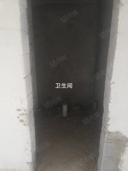 东方丽景3室1厅1卫128㎡南29万