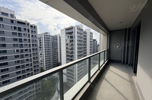 灵湖名著4室2厅143㎡229万二手房图片