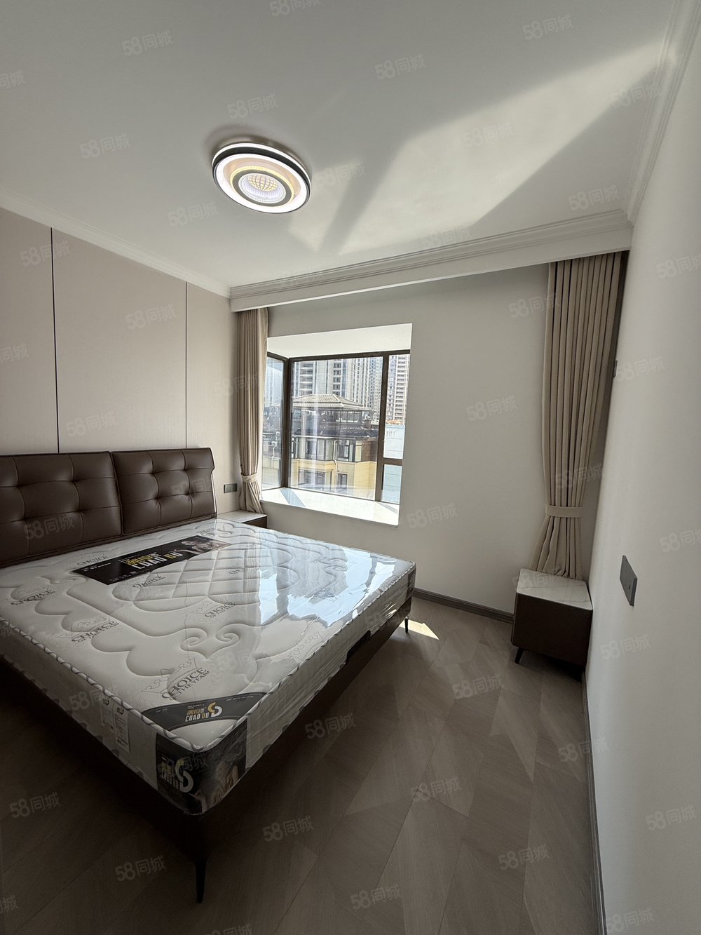 金尊府3室2厅2卫140㎡南北103.8万