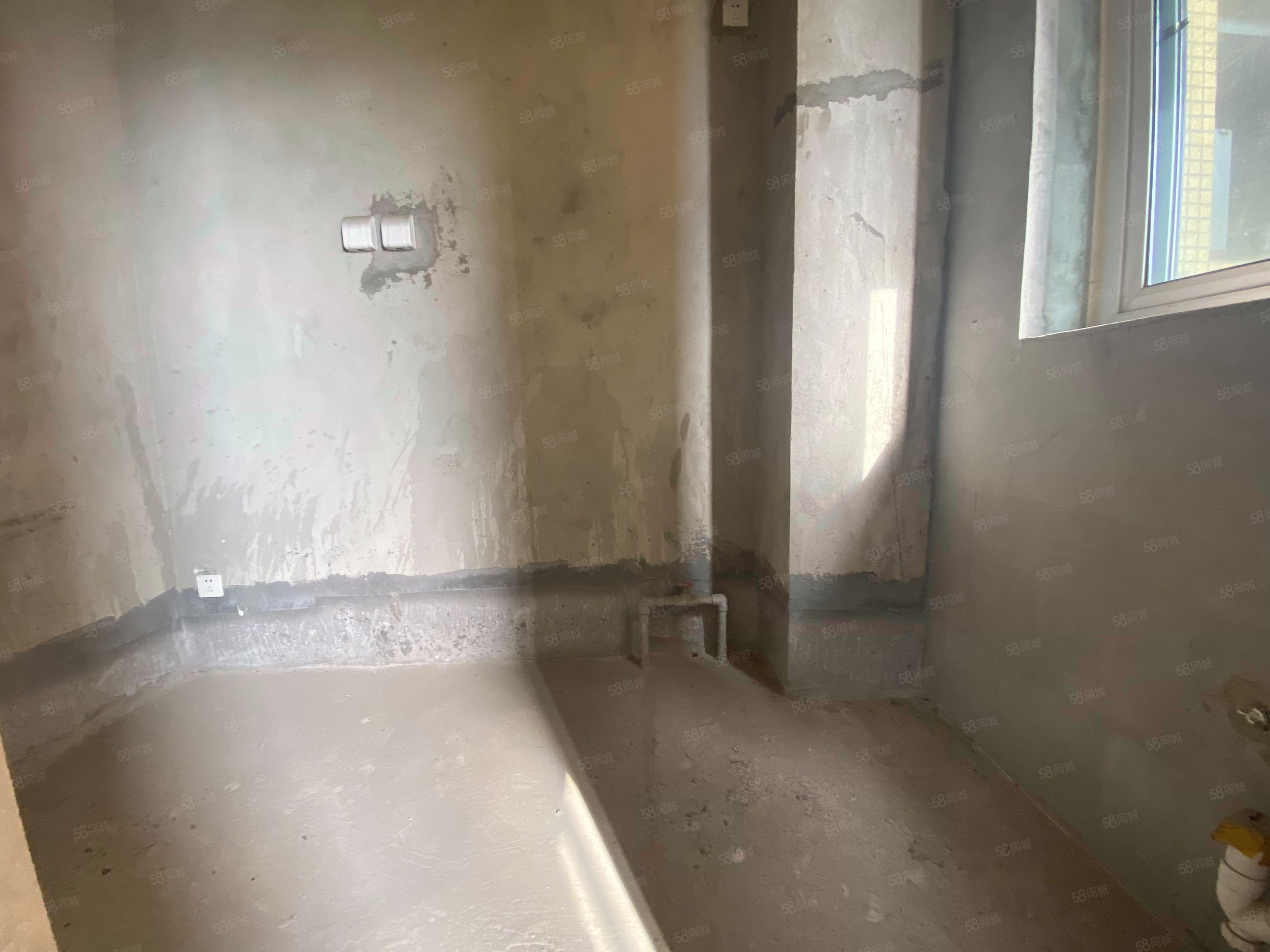 春天里3室2厅1卫89.2㎡东42万