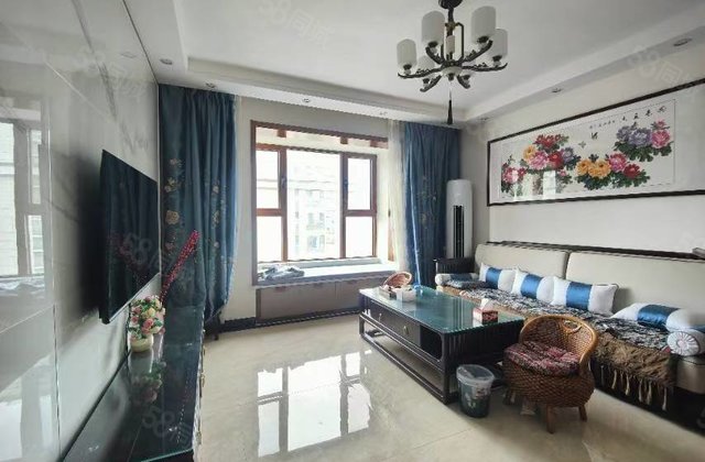 东关国际东区 3房 周边配套完善