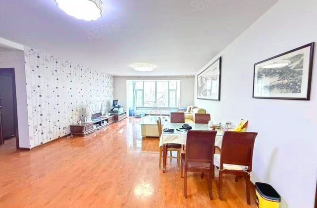 车城名仕家园B区3室2厅136㎡62.8万二手房图片