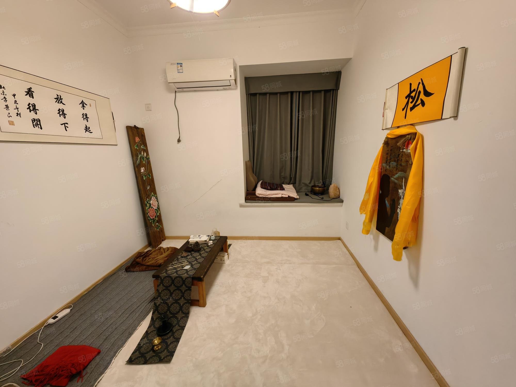 东宸花园3室2厅2卫128㎡南北78万