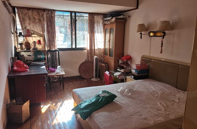 太平路住宅楼3室1厅64㎡54万二手房图片