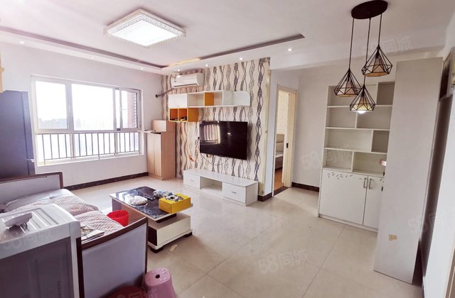 6万安家精装婚房，带车位价格可谈 ，全明南北通透，水岸花语