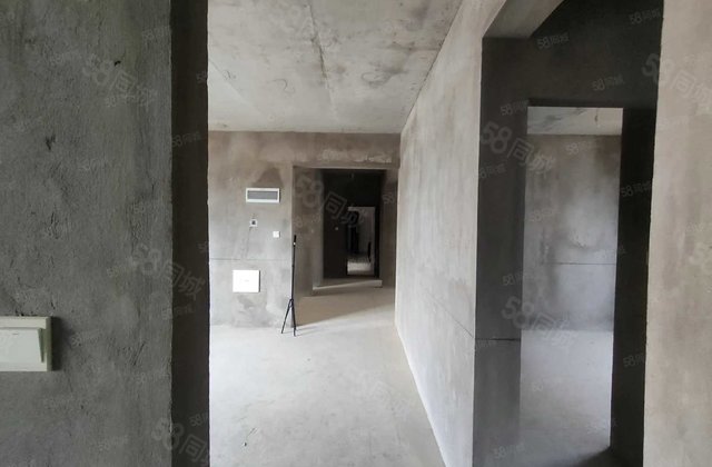 翰樘城文景郡4室2厅138.17㎡52万二手房图片