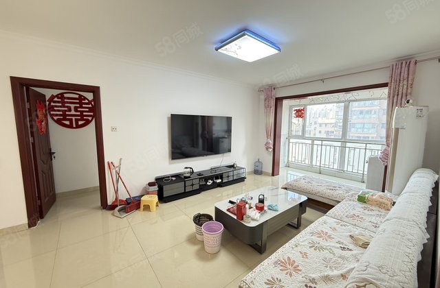 东昌湖边 精装婚房 新东方龙湾 三室两卫 中间好楼层  带储