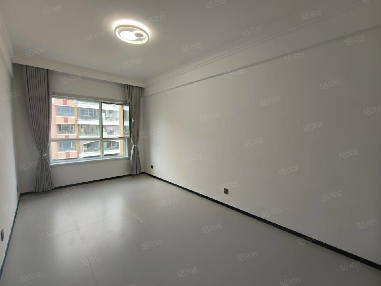 大业金河湾3室2厅2卫126㎡南北62万