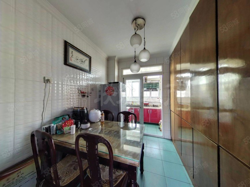 新鳳小區(qū)2室2廳1衛(wèi)94.55㎡南北175萬