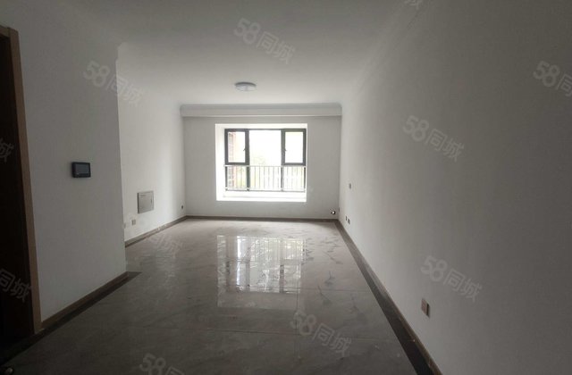 隆兴泰和园 南北通透 刚需小三居 次新小区 商品住宅