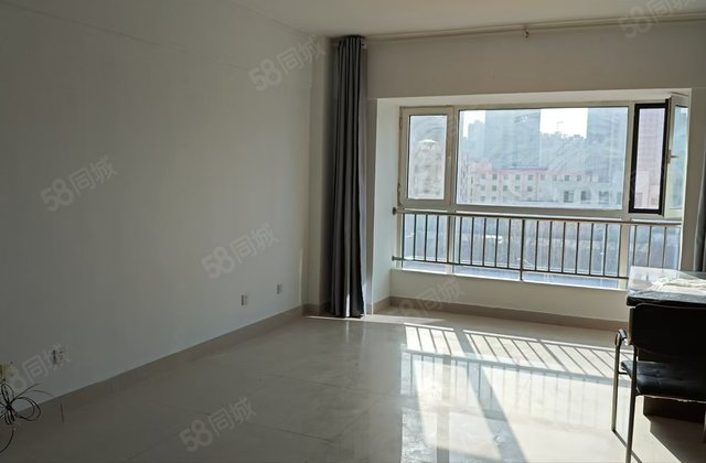 鲁化路~宏运九州苑 ~电梯房一室一厅 阳面~看房有钥匙