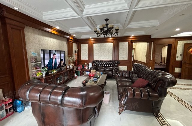 普罗旺斯3室2厅170.09㎡256万二手房图片