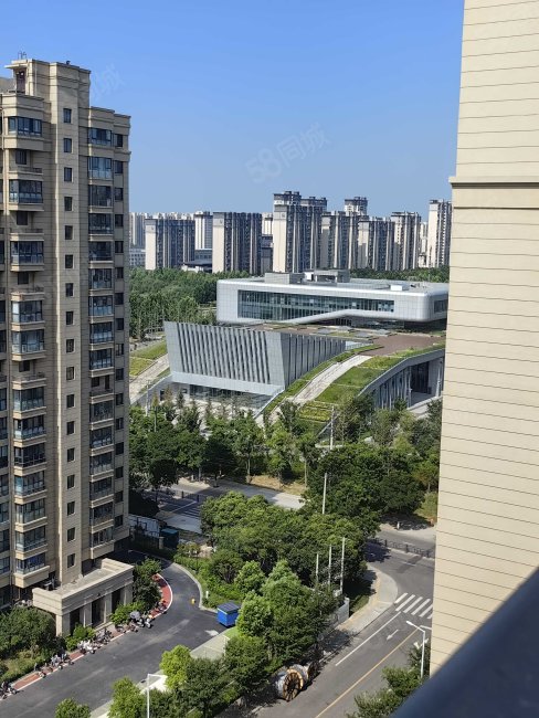 佳源星港城3室2厅2卫126.28㎡南北67万